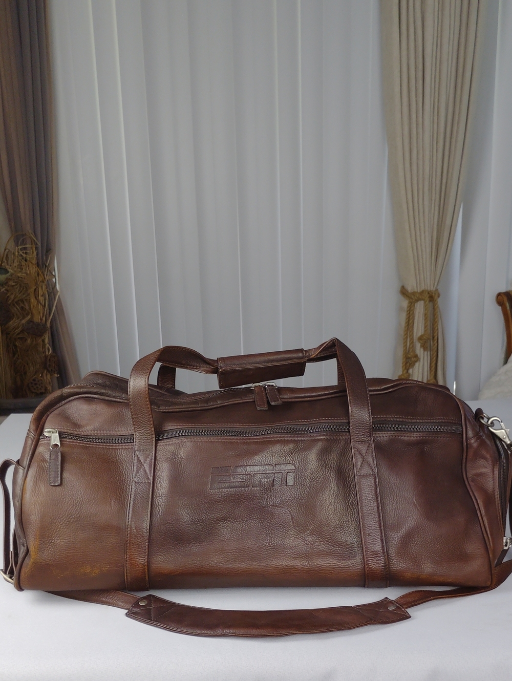 Latico N.J. USA ESPN Vintage Leather Duffel Bag.